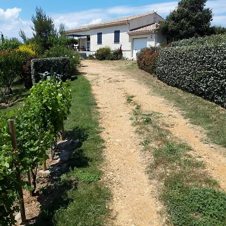 Privee Les Genets Bed & Breakfast